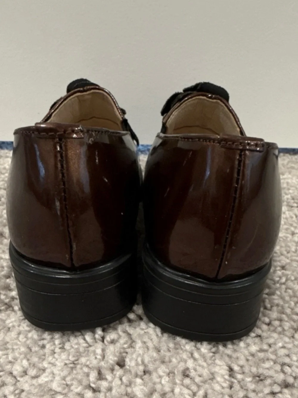 Nordstrom Brown Patent Floral Accent Loafers for Kids